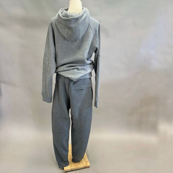 Tuxy Suit Men's Gray/Black Jumpsuit One Piece Hoodie Sweatsuit Size Large - Picture 5 of 16